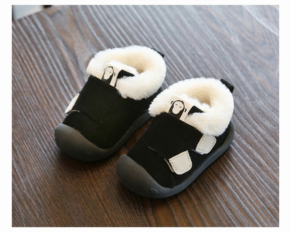 Cute Baby Velvet Booties with Fur Lining