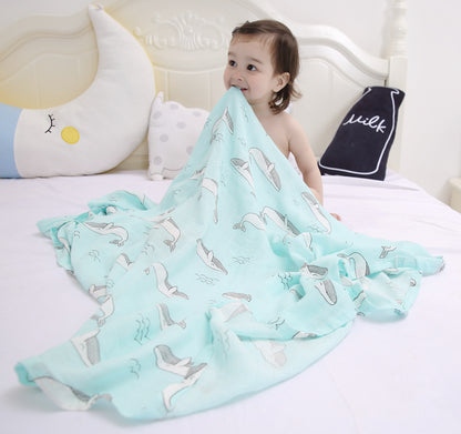 Multifunctional children's bath towel