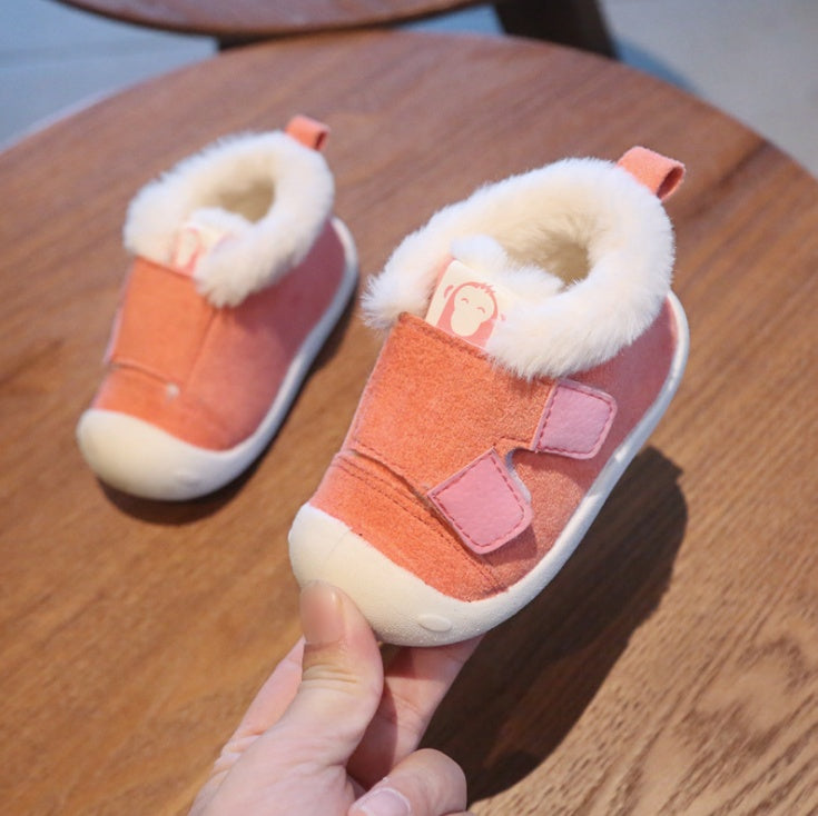 Cute Baby Velvet Booties with Fur Lining