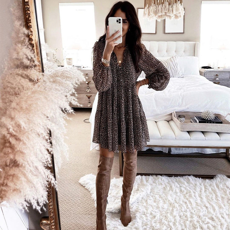 Loose Leopard Print Lantern Sleeve V-Neck Dress