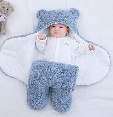 Gorgeous Thick Anti-Shock Baby Quilt with legs and Bear Ears Hood