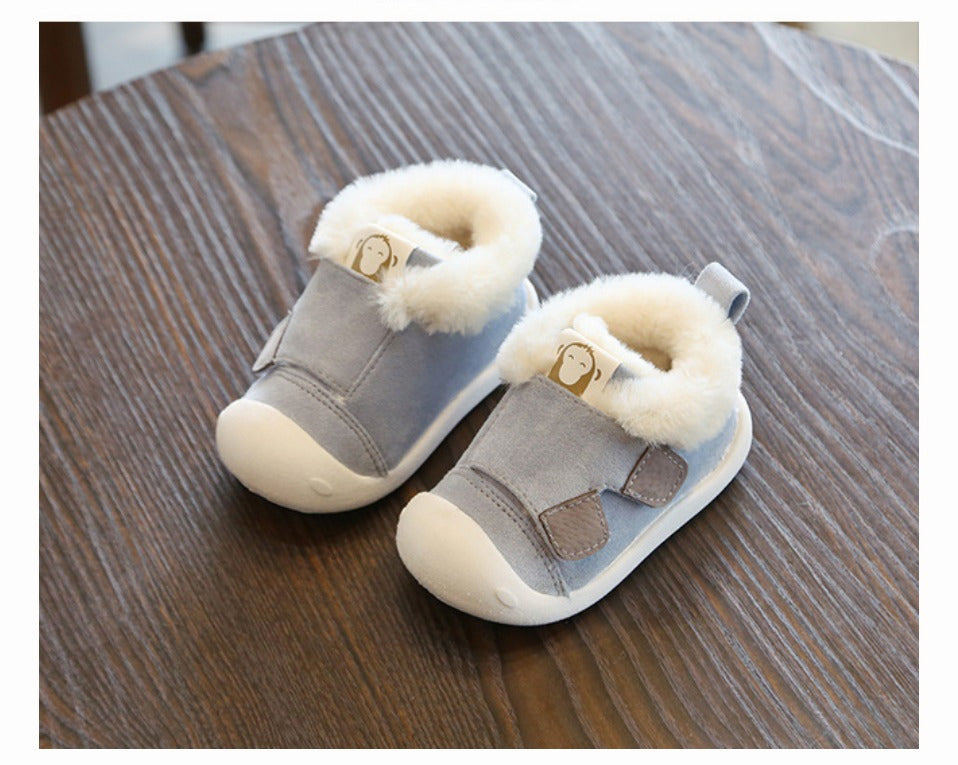 Cute Baby Velvet Booties with Fur Lining