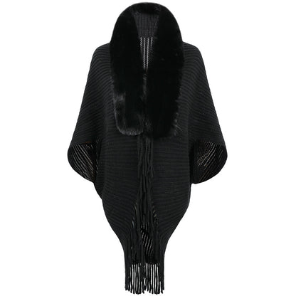 Black Fur Collar Tassel Shawl for Winter Warmth