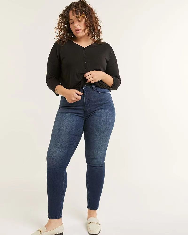 Plus Size High Waist Elastic Denim Jeans