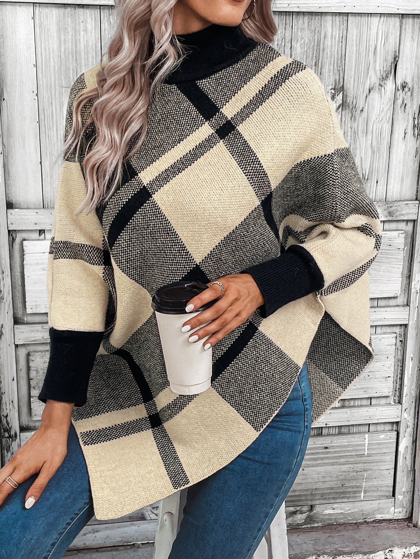 Elevate Your Winter Style Ladies High Neck Checkered Shawl