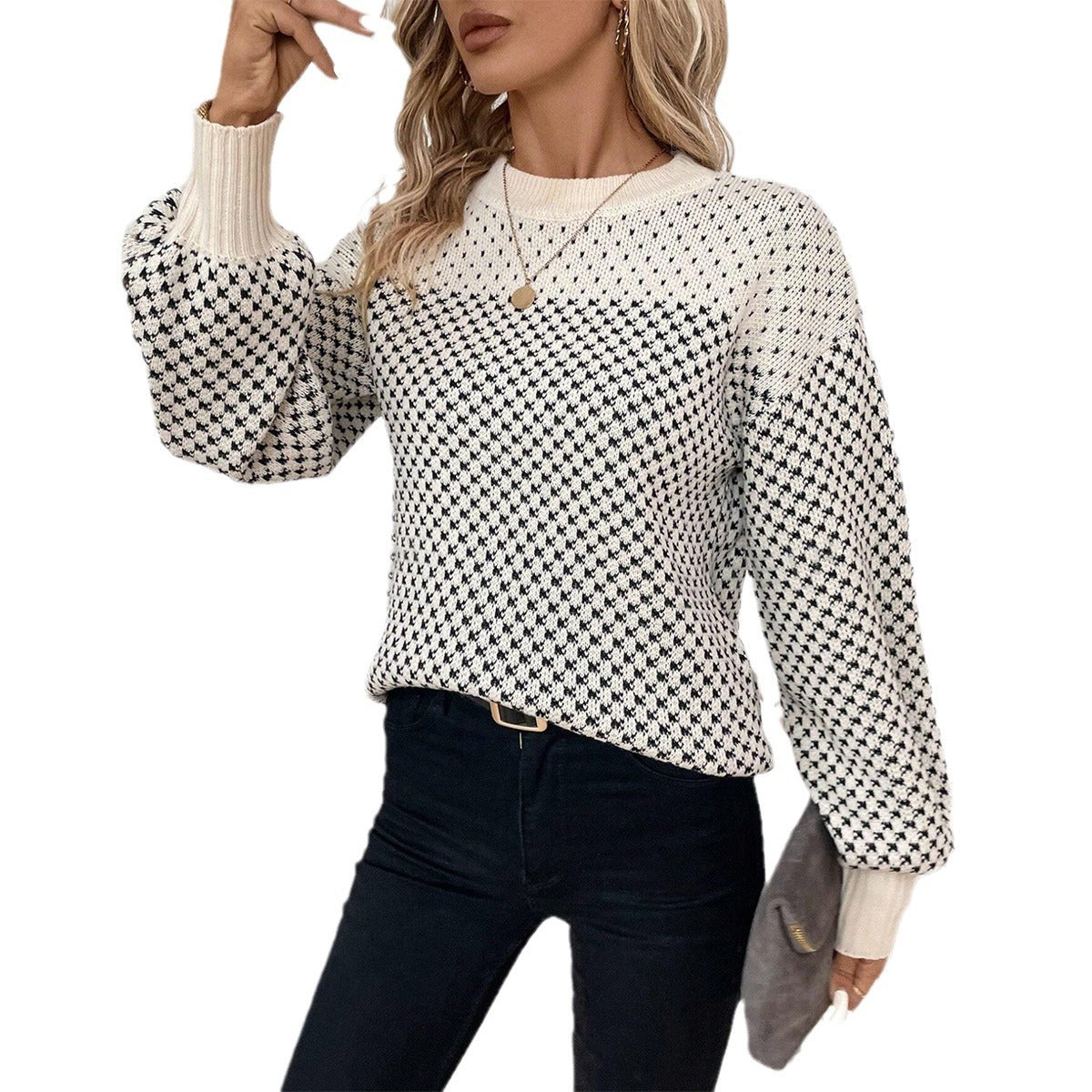 Loose Long Sleeve Contrast Color Thread Sweater